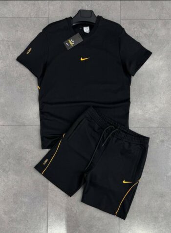 Ensemble Nike